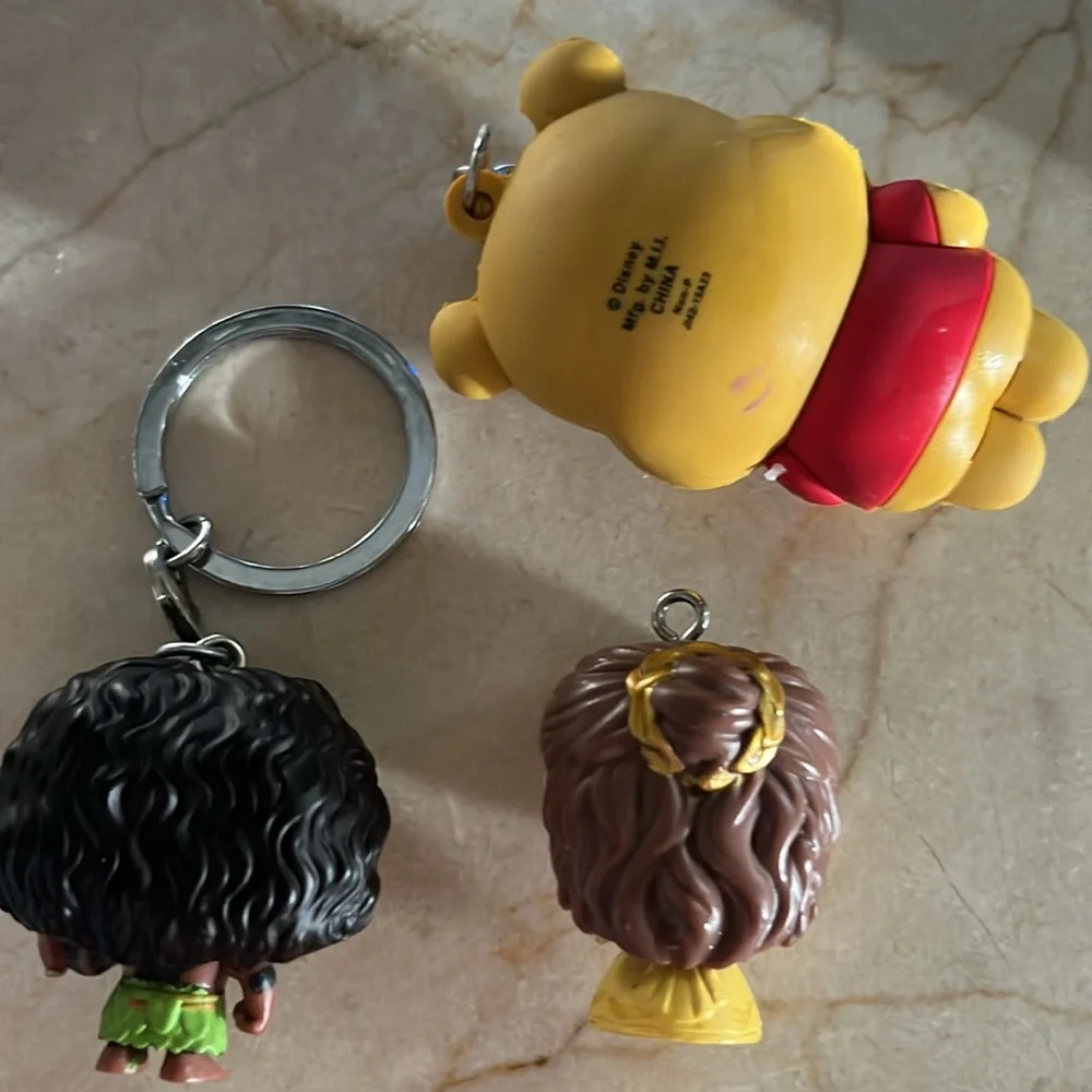 Disney keychains - Picture 2 of 2